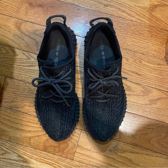 !!HOST PICK!!-Yeezy boost 350 “pirate black 2016” size 10
